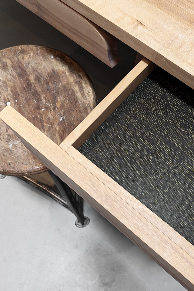 Schreinerei Liebwerk vom Bodensee versteht Tische als Möbelstücke mit einzigartigen Details.